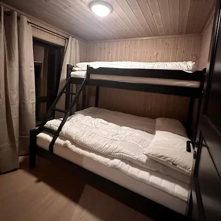 Holiday home Immaculate In The Heart Of *